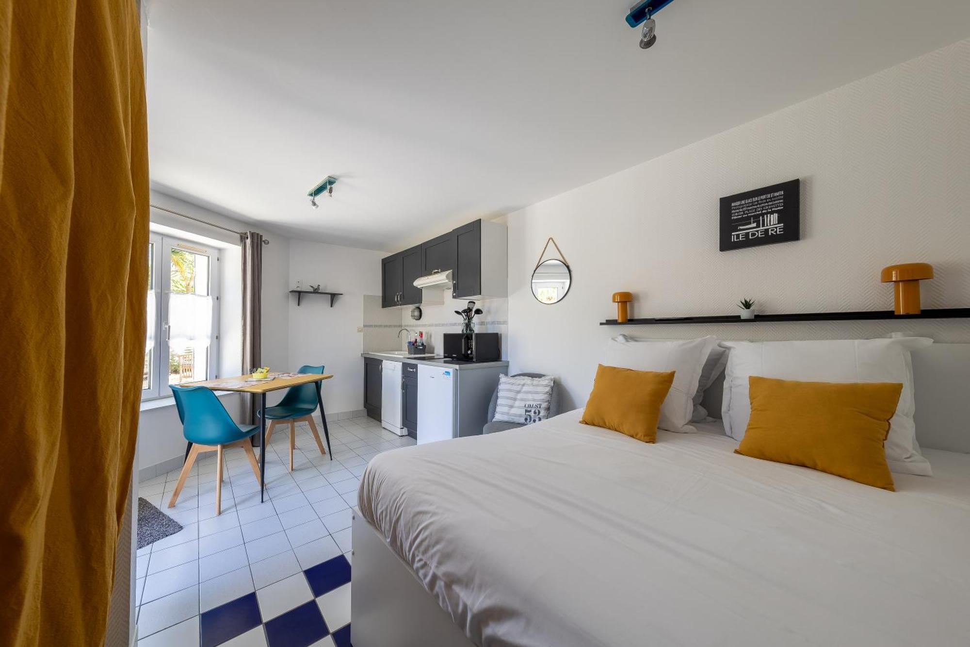 Le Clos Des Sternes La Flotte Bagian luar foto
