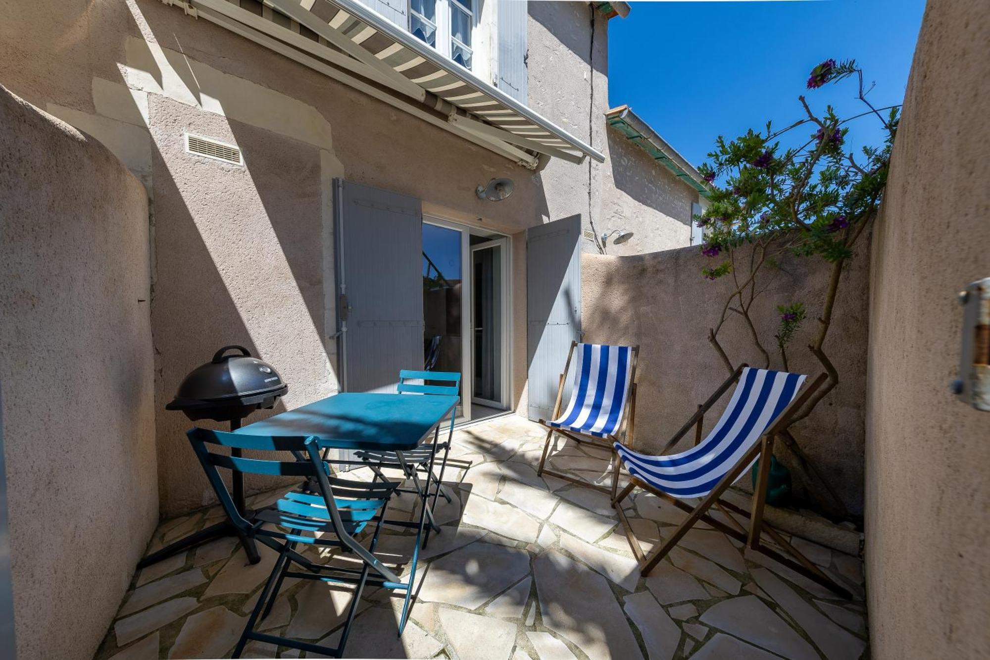 Le Clos Des Sternes La Flotte Bagian luar foto
